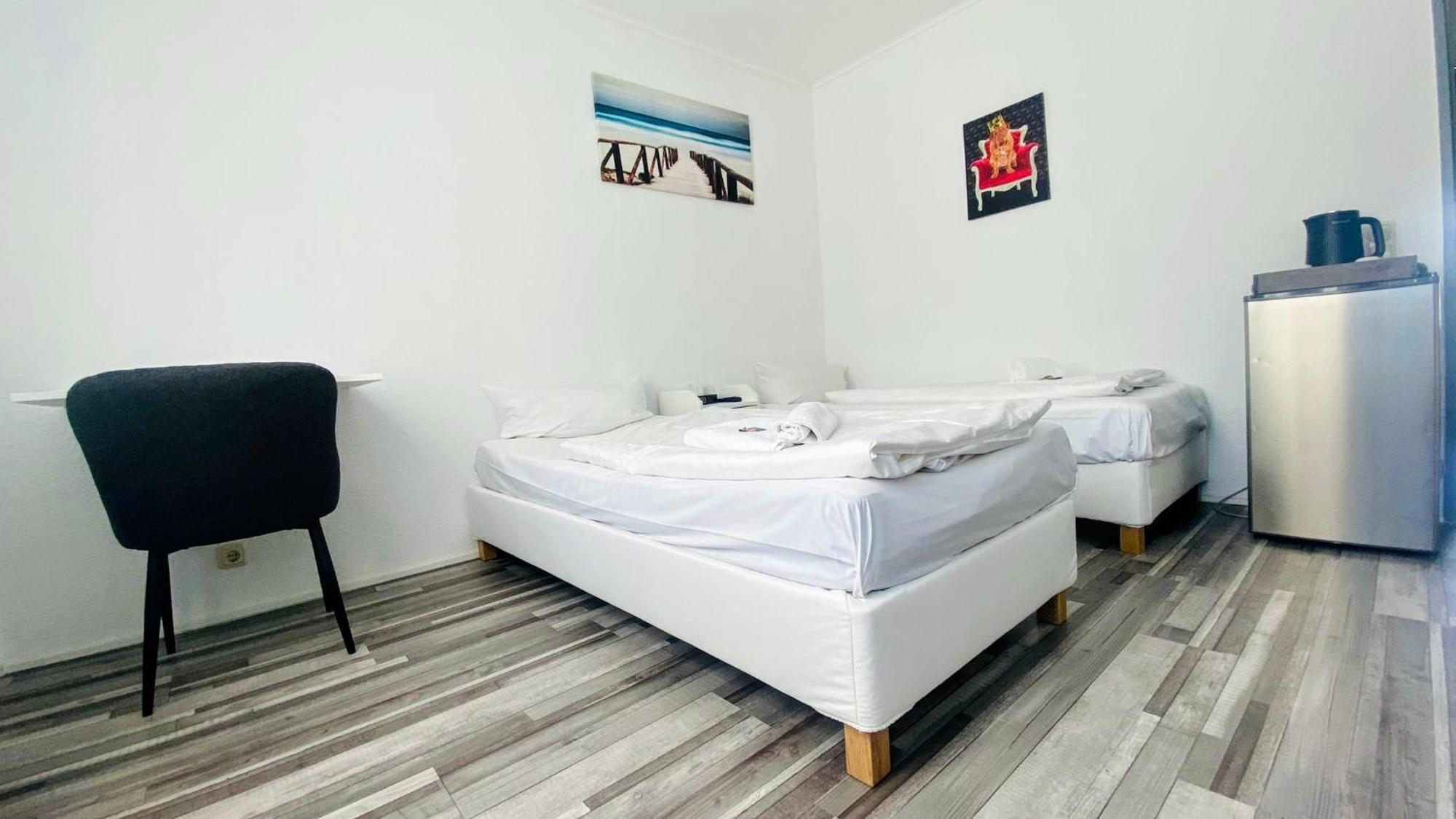 Hotel Am Park - Krefeld - Duesseldorf Willich Exteriér fotografie