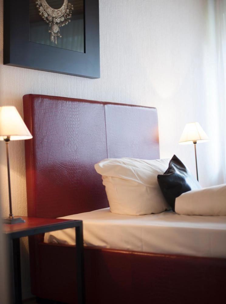 Hotel Am Park - Krefeld - Duesseldorf Willich Exteriér fotografie